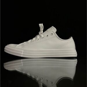 Converse LOWTOP leather $60 OBO